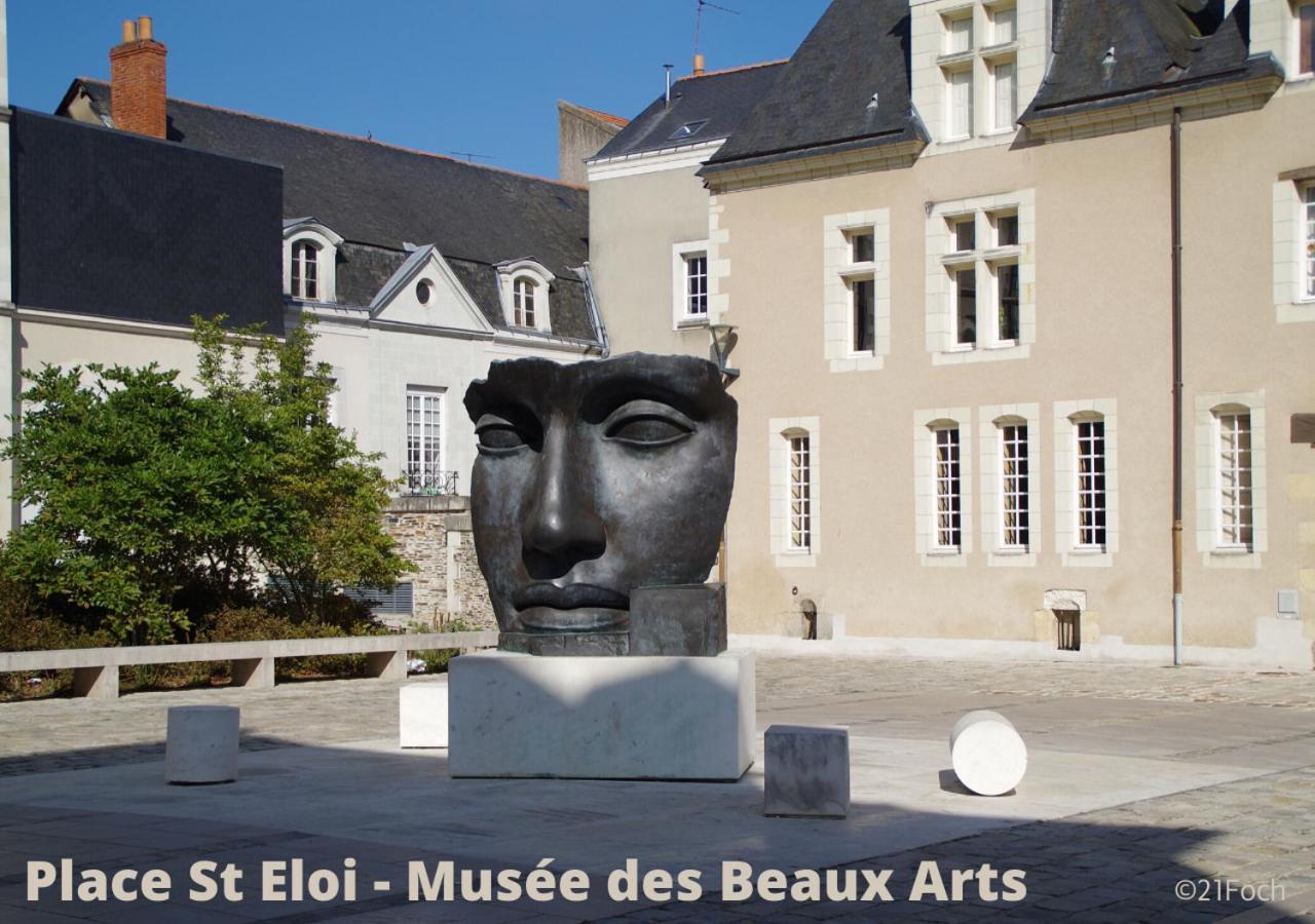 21, Foch Hotel Angers Luaran gambar
