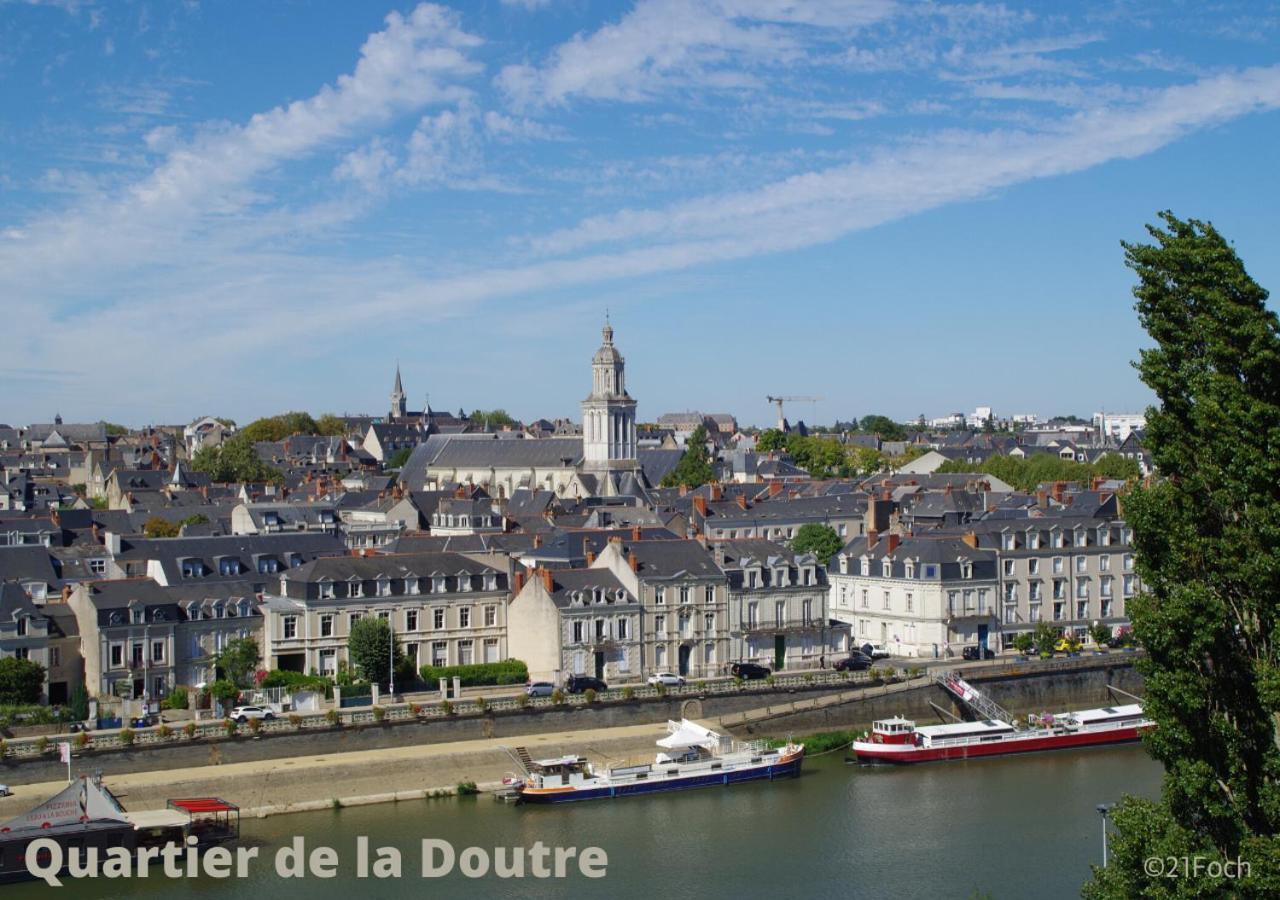 21, Foch Hotel Angers Luaran gambar