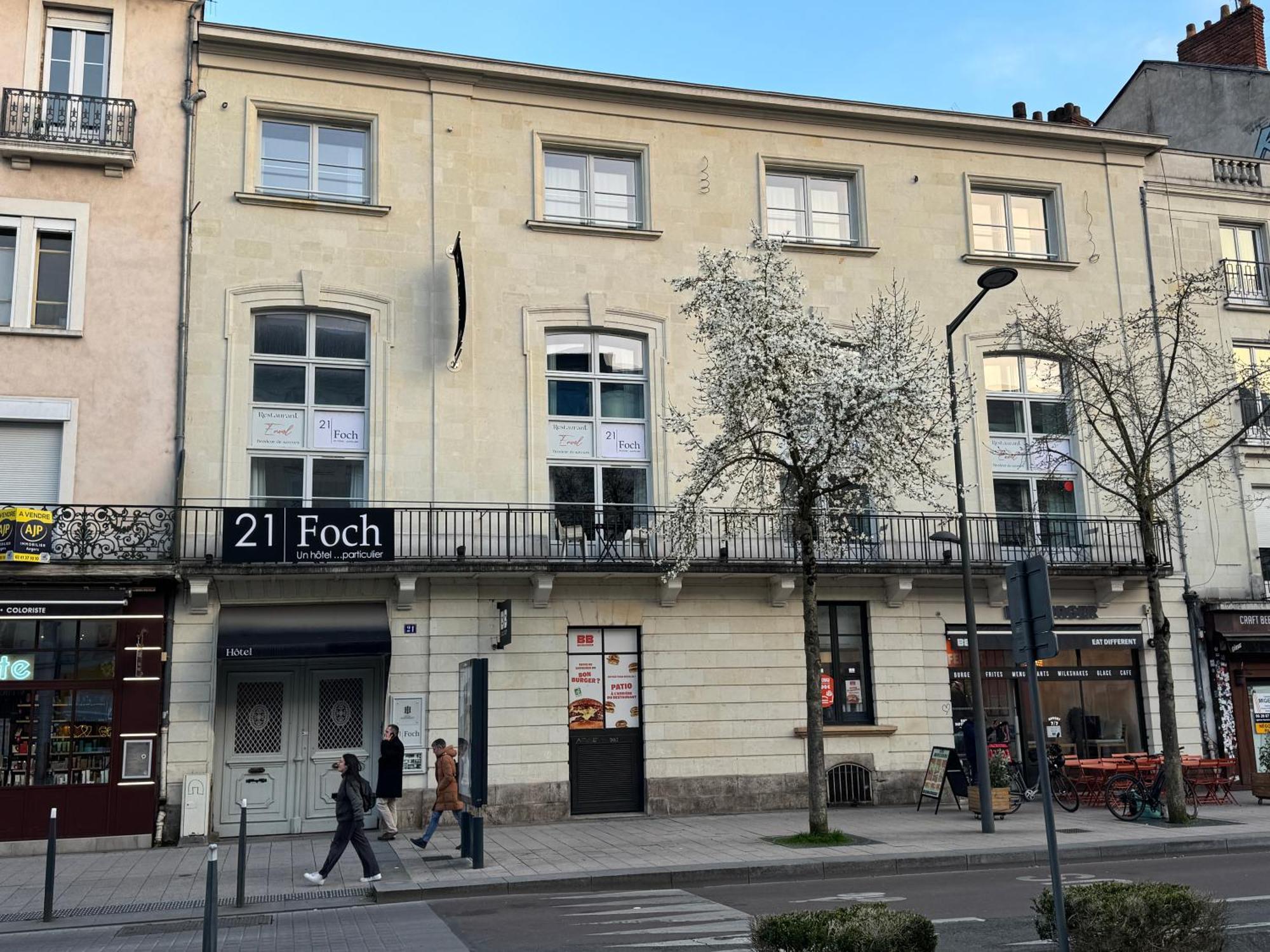21, Foch Hotel Angers Luaran gambar
