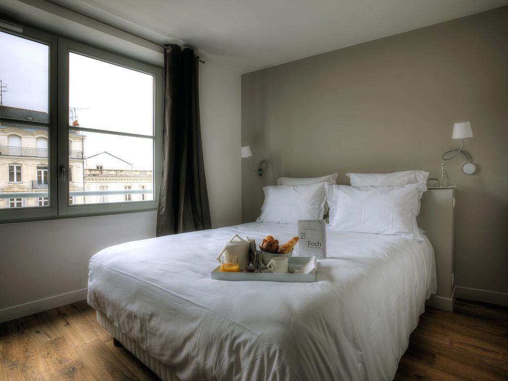 21, Foch Hotel Angers Luaran gambar